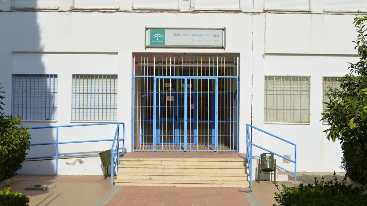 Confinadas varias aulas de Primaria del colegio García Lorca de Fuente Palmera