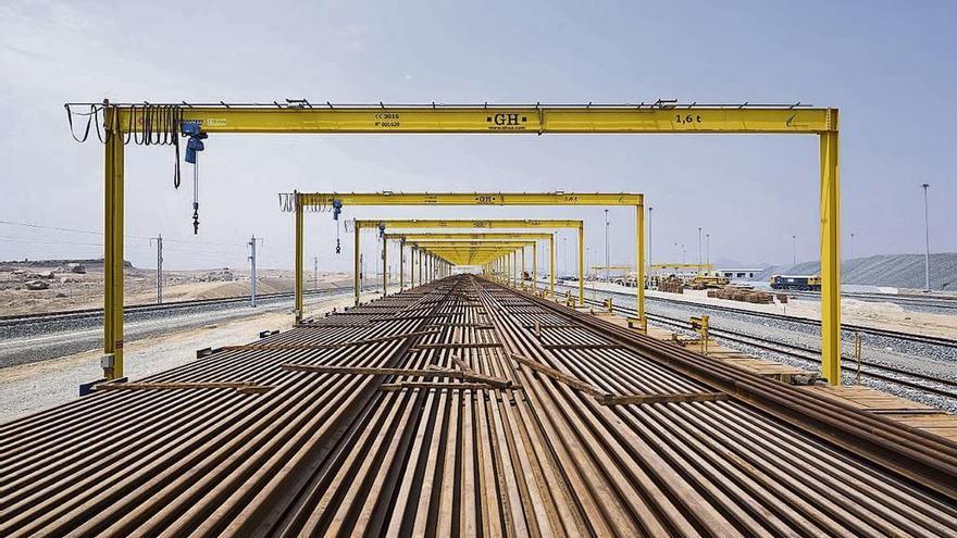 Obras de construcción del tren de alta velocidad de Medina a La Meca.