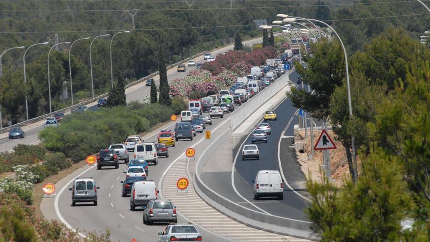 Calvià propone rebajar a 100 por hora la velocidad máxima en la autopista a Palma