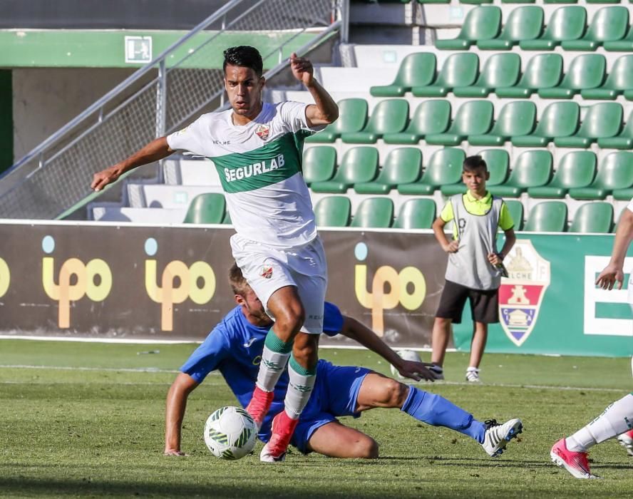 Debacle del Elche ante el colista