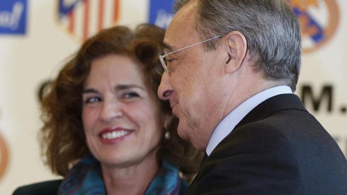 Florentino Pérez, presidente del Real Madrid, y Ana Botella, alcaldesa de Madrid