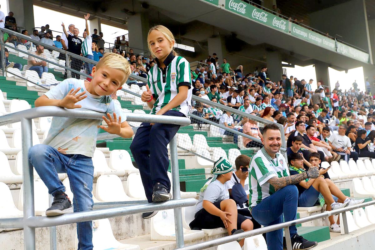Las imágenes de la afición del Córdoba CF - Sanse