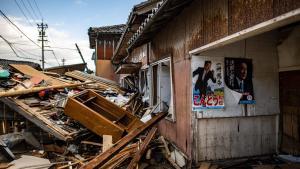 Edificios derrumbados a causa del terremoto de Año Nuevo, este viernes en la población de Shiromaru, en la prefectura de Ishikawa.