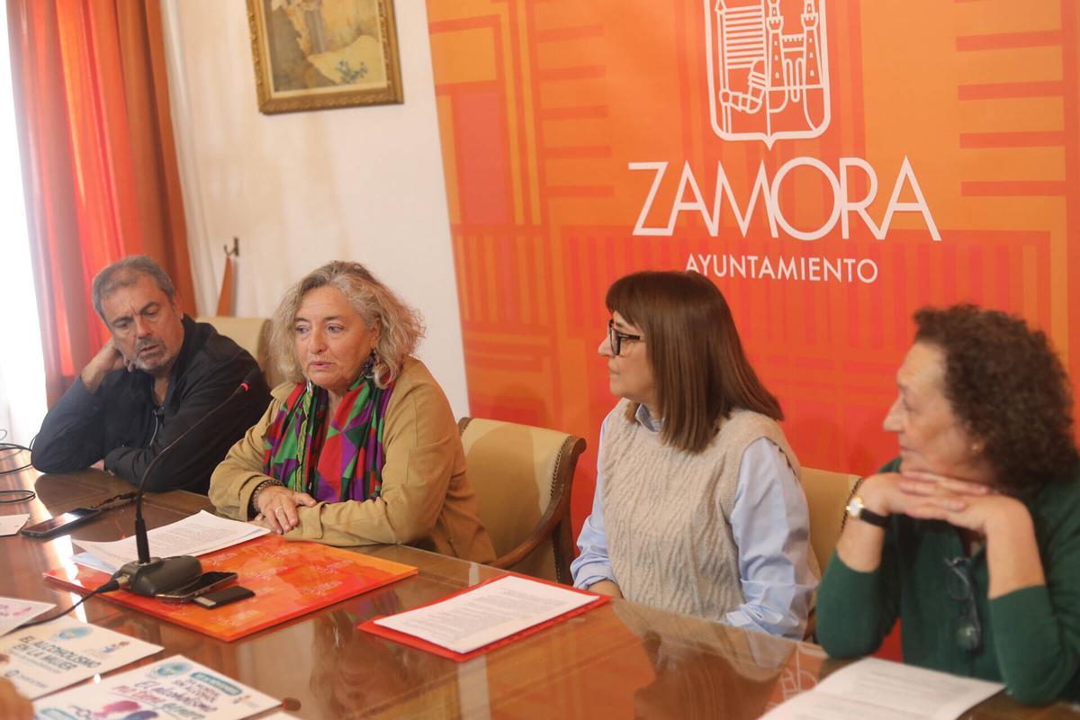 Zamora. Rueda de prensa sobre actividades puestas en marcha por ARZA, Alcohólicos Rehabilitados de Zamora