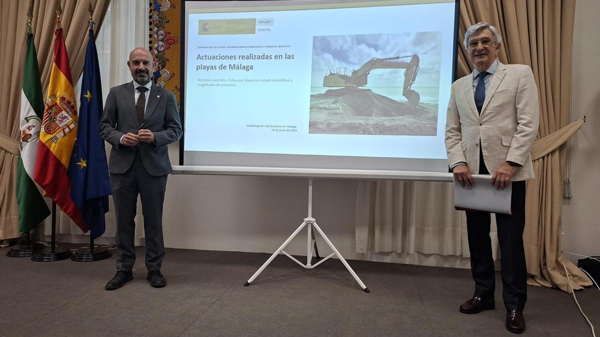 Javier Salas y Ángel González, este jueves, en la sede principal de la Subdelegación del Gobierno.