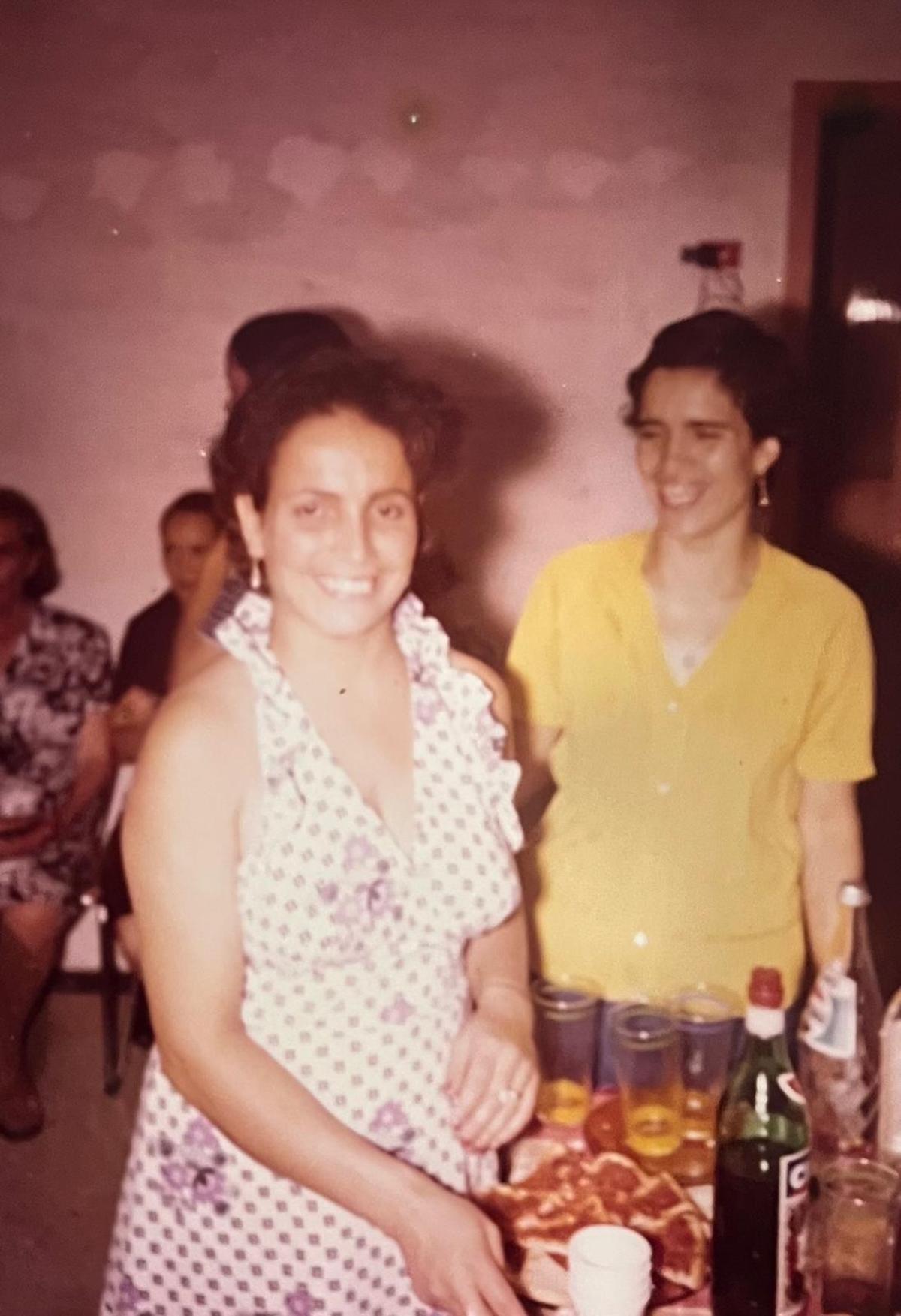Una fiesta de cumpleaños en un hogar del barrio de San Juan en 1970.