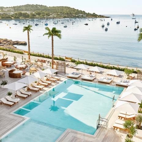 Cinco hoteles en Islas de España y Portugal para una relajante escapada a la costa