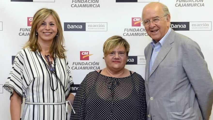 Carlos Egea, Carmen Gil y Olga García.