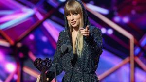 La cantante estadounidense Taylor Swift, persona del año 2023 para la revista Time