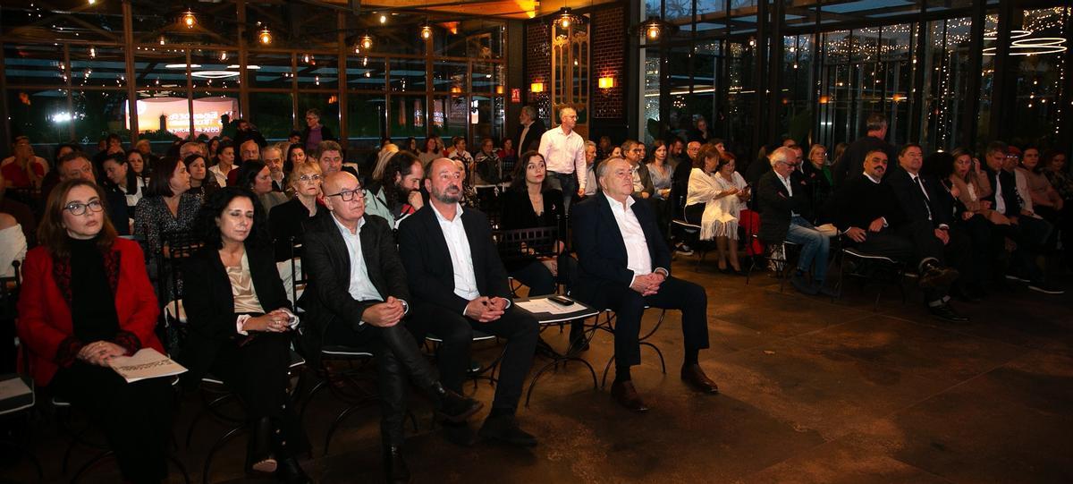 Asistentes ao encontro celebrado no Pazo de Vilar de Francos.