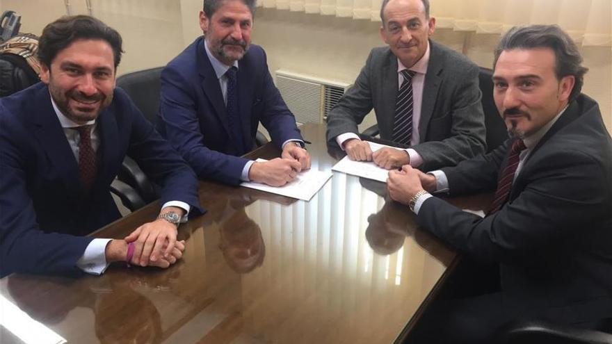 Cajasur y Loyola Andalucía renuevan su convenio de becas para prácticas en empresas