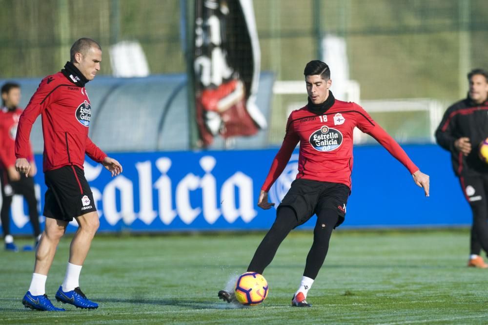 Los jugadores se han entrenado a las órdenes de Natxo González en el penúltimo entrenamiento de la semana antes del partido del sábado en Riazor.