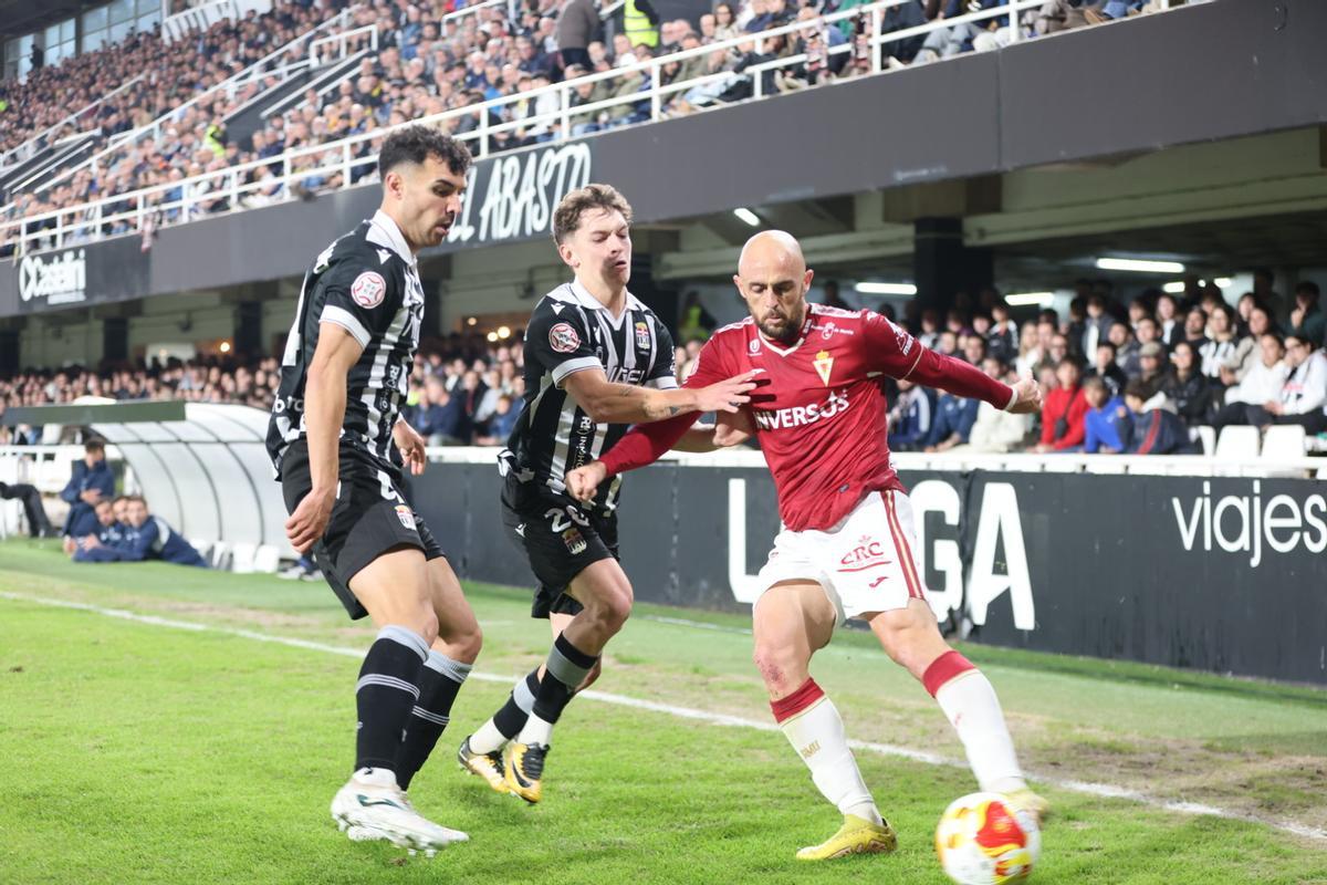 Ekain intenta marcharse por banda