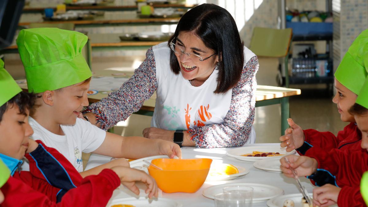 Carolina Darias en un colegio de Las Palmas de Gran Canaria.