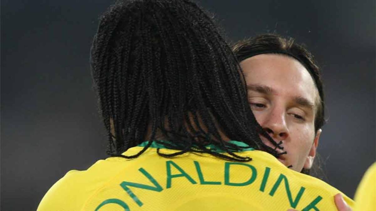 Ronaldinho habló de la renovación de Messi