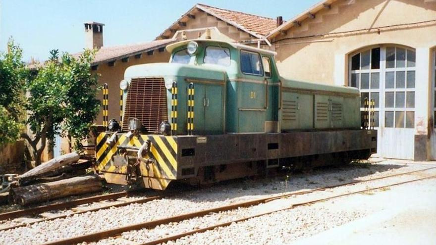 La locomotora se guarda actualmente en unas cocheras.