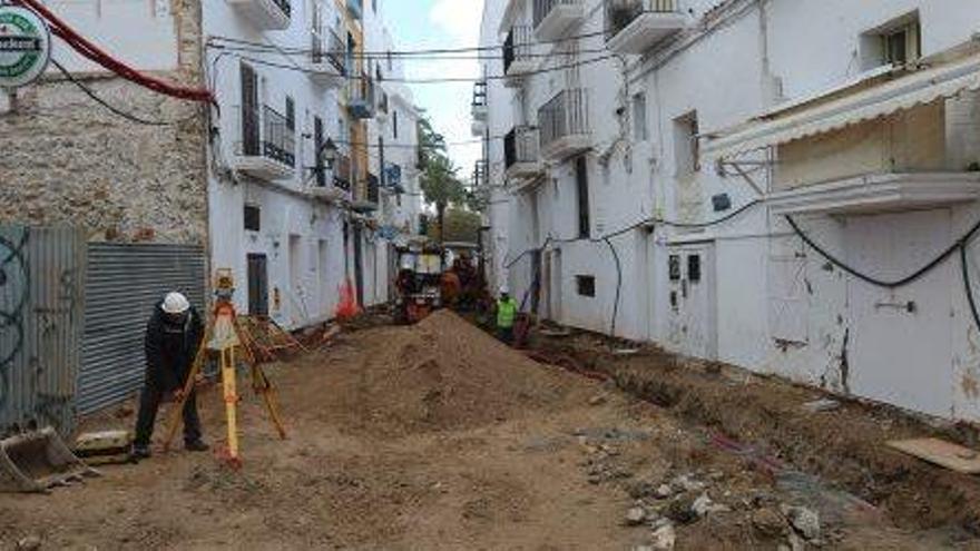 Obras en el barrio de la Marina este invierno.