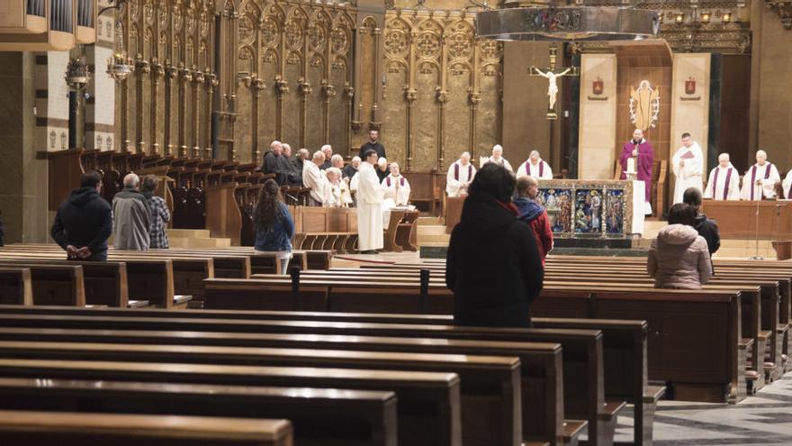 Una missa conventual del mes de març passat a Montserrat, quan es van aplicar les primeres restriccions