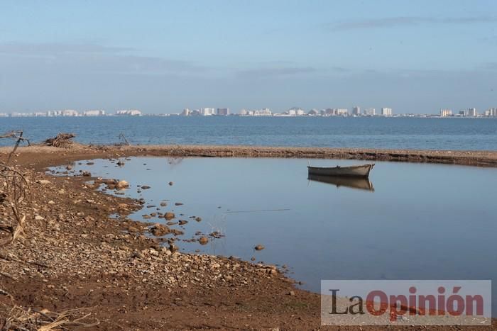 SOS Mar Menor retira dos toneladas de basura