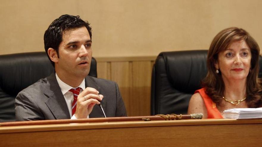 El alcalde de Paterna, Juan Antonio Sagredo, presidiendo un pleno