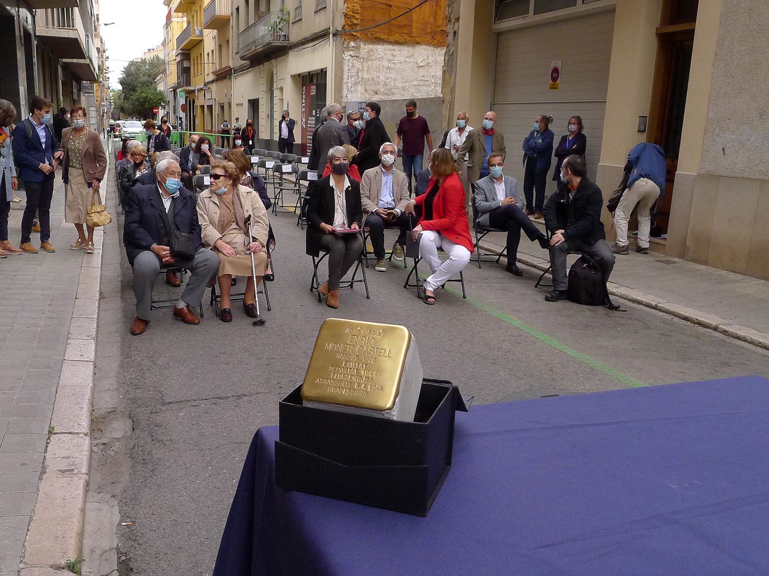 L'Ajuntament de Figueres instal·la una llombarda en memòria d'Enric Moner