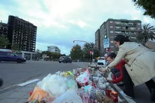 Minuto de silencio en Campanar tras dos meses del incendio