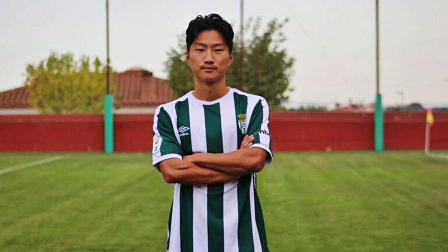 Futbol El coreà Seomgyu Hwang, al Peralada