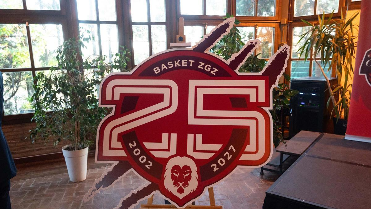 El logo del 25º aniversario del Casademont