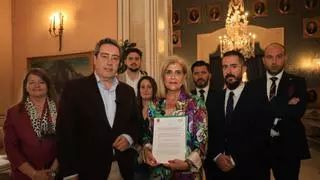 Vox exige a Barcala que no contrate personal extra para agilizar la regularización de migrantes en Alicante