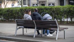 RÀNQUING | ¿Amb quants veïns comparteixes els bancs del teu barri a Barcelona?
