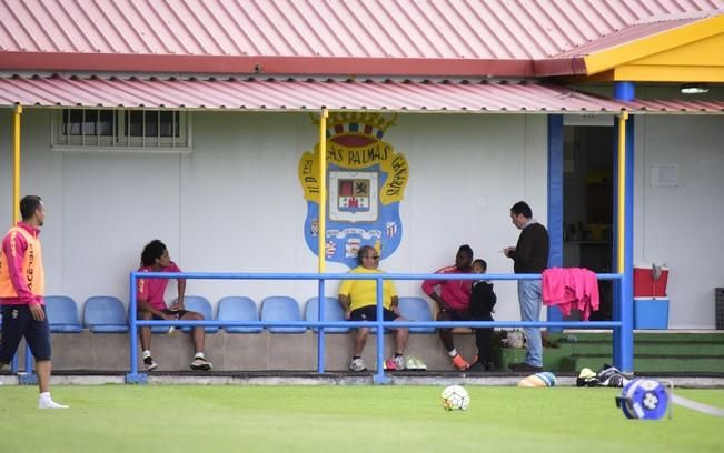 Entrenamiento UD LAS PALMAS en Barranco Seco ...