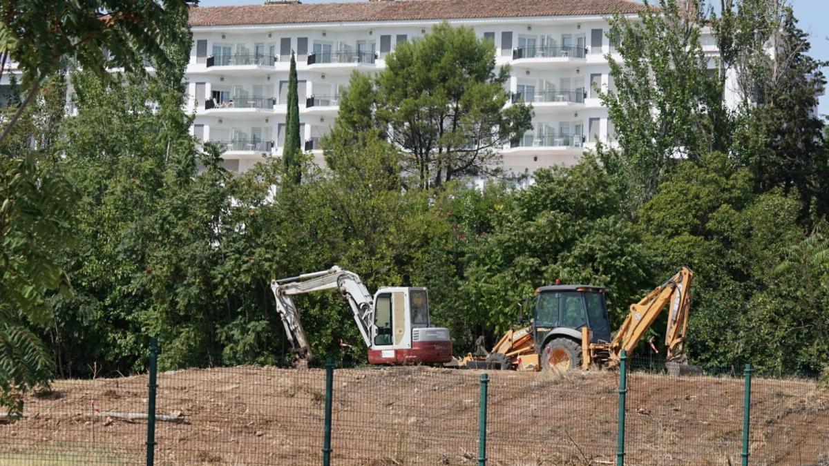 Empiezan los trabajos para la escuela de golf del Parador de la Arruzafa