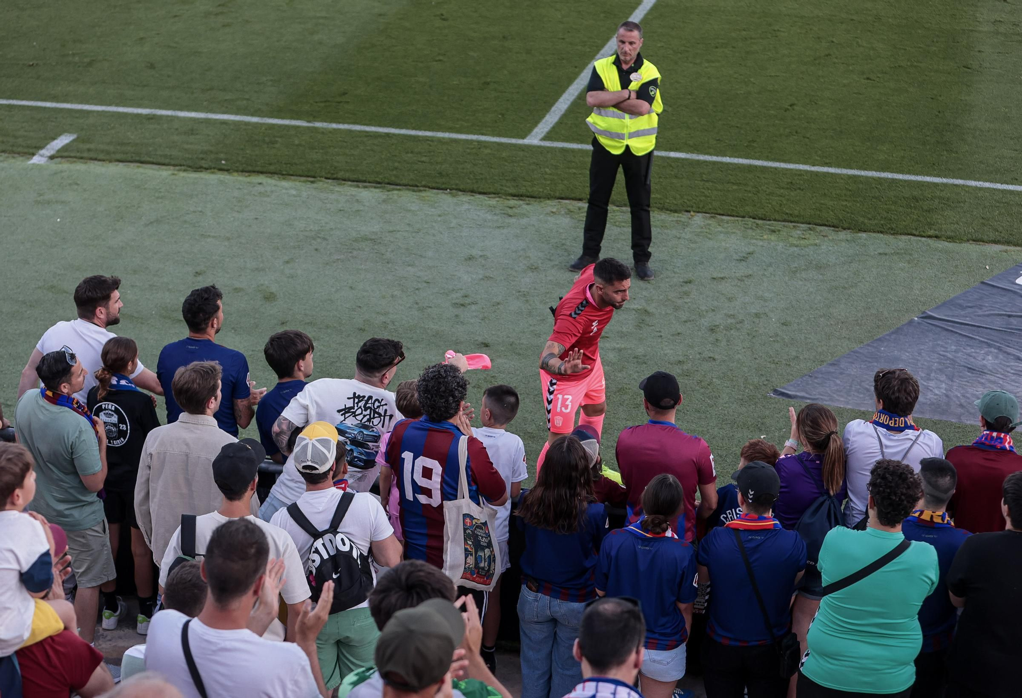 El Eldense desciende a Primera Federación tras el empate contra el Racing