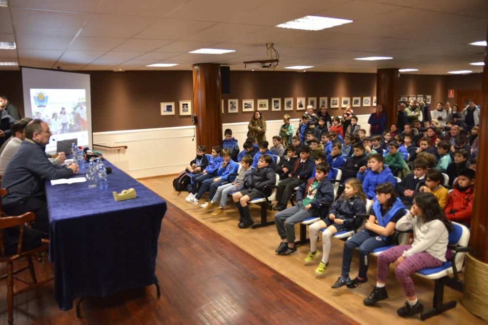 Escuela de padres y madres del Orillamar