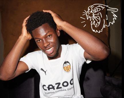 Los detalles de la nueva camiseta del Valencia CF