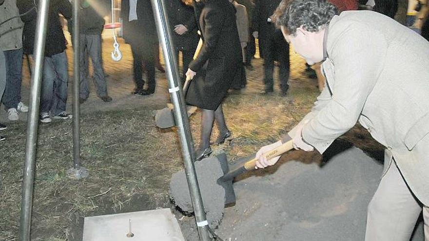 Xunta y Concello inician la obra del puente de As Correntes que deberá estar acabado en dos años