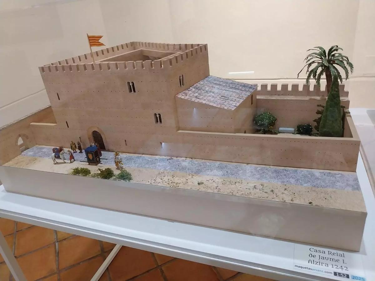 Maqueta de la Casa Reial de Jaume I que se presentó hace poco dentro de los actos del "Any Jaume I" en Alzira.