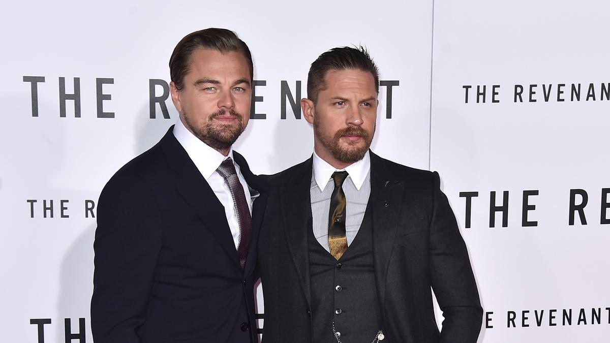 Leonardo DiCaprio y Tom Hardy en la premiere de 'El renacido' en 2015