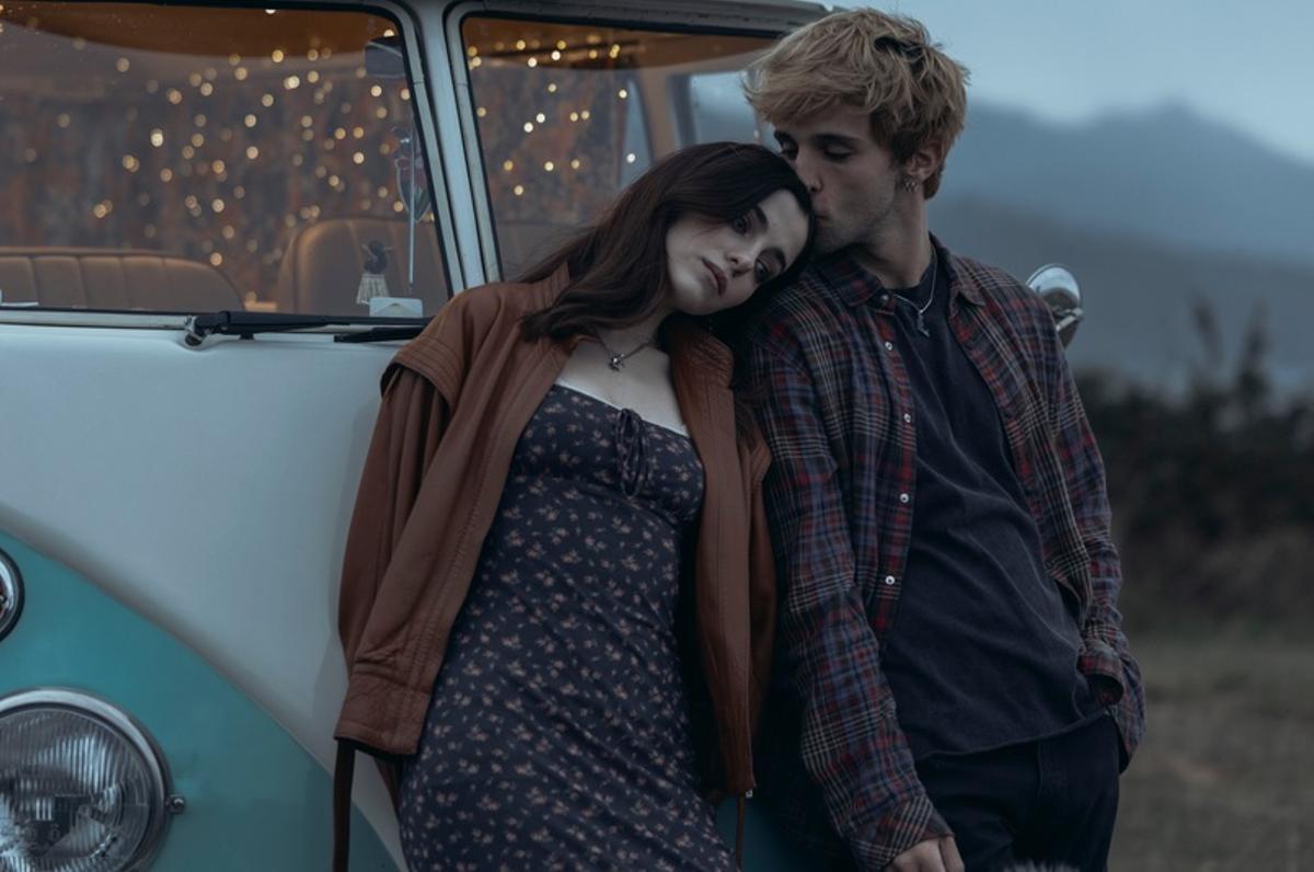 Los protagonistas de «Boulevard», Eve Ryan y Mikel Niso.