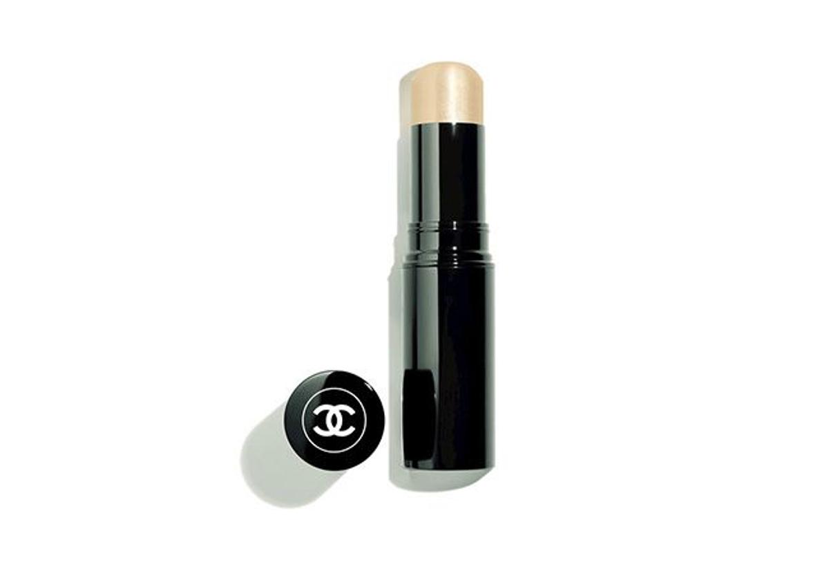 2. Stick iluminador Baume Essentiel Sculpting de Chanel