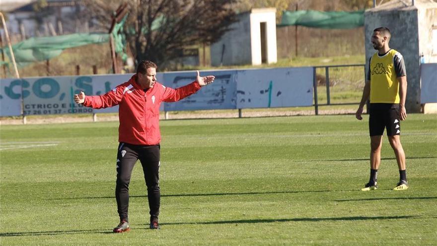 Curro Torres: &quot;El partido en Zaragoza no es definitivo, pero sí importante&quot;