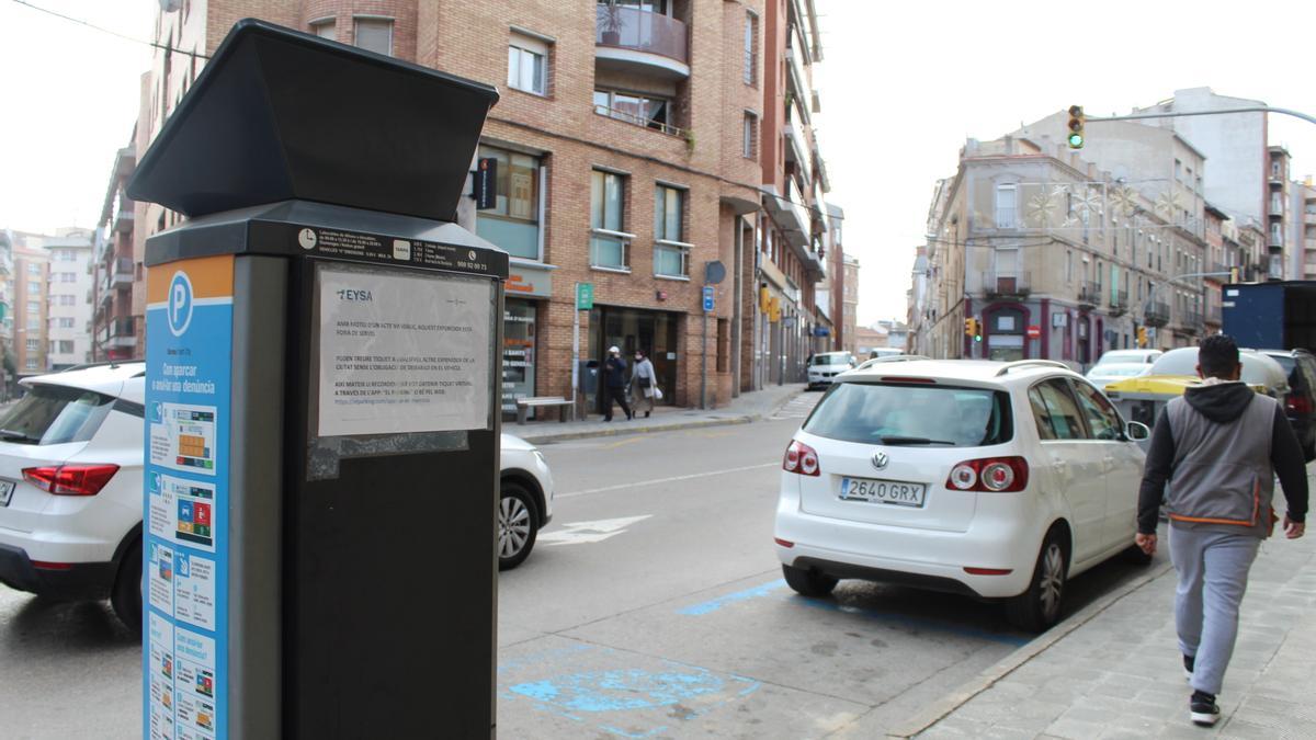 Un dels parquímetres que va resultar danyat a la carretera de Vic