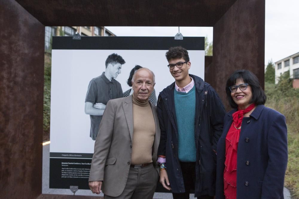 Premios Princesa de Asturias: Alejandro Portes visita la exposición fotográfica "Integrantes" en La Vega