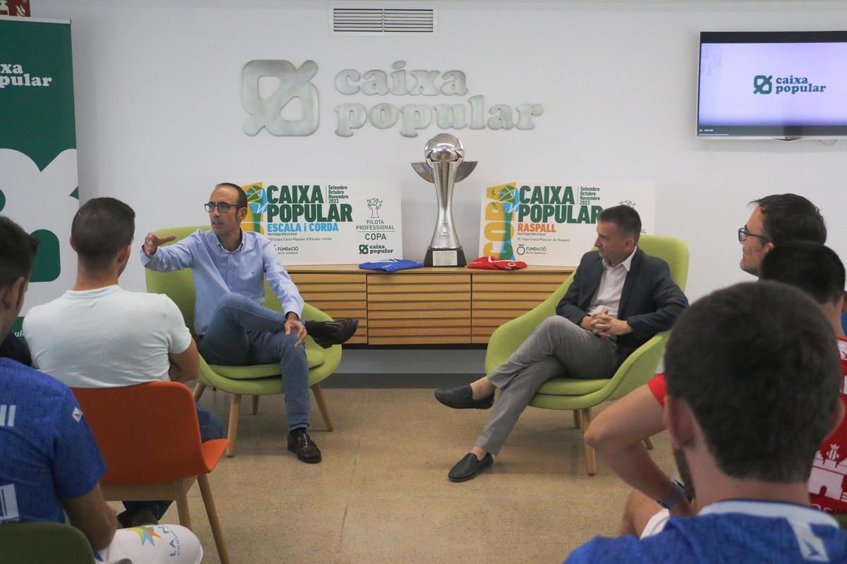 Un any més la Copa Caixa Popular compleix amb el tradicional acte de presentació en la seu de l'entitat financera valenciana.