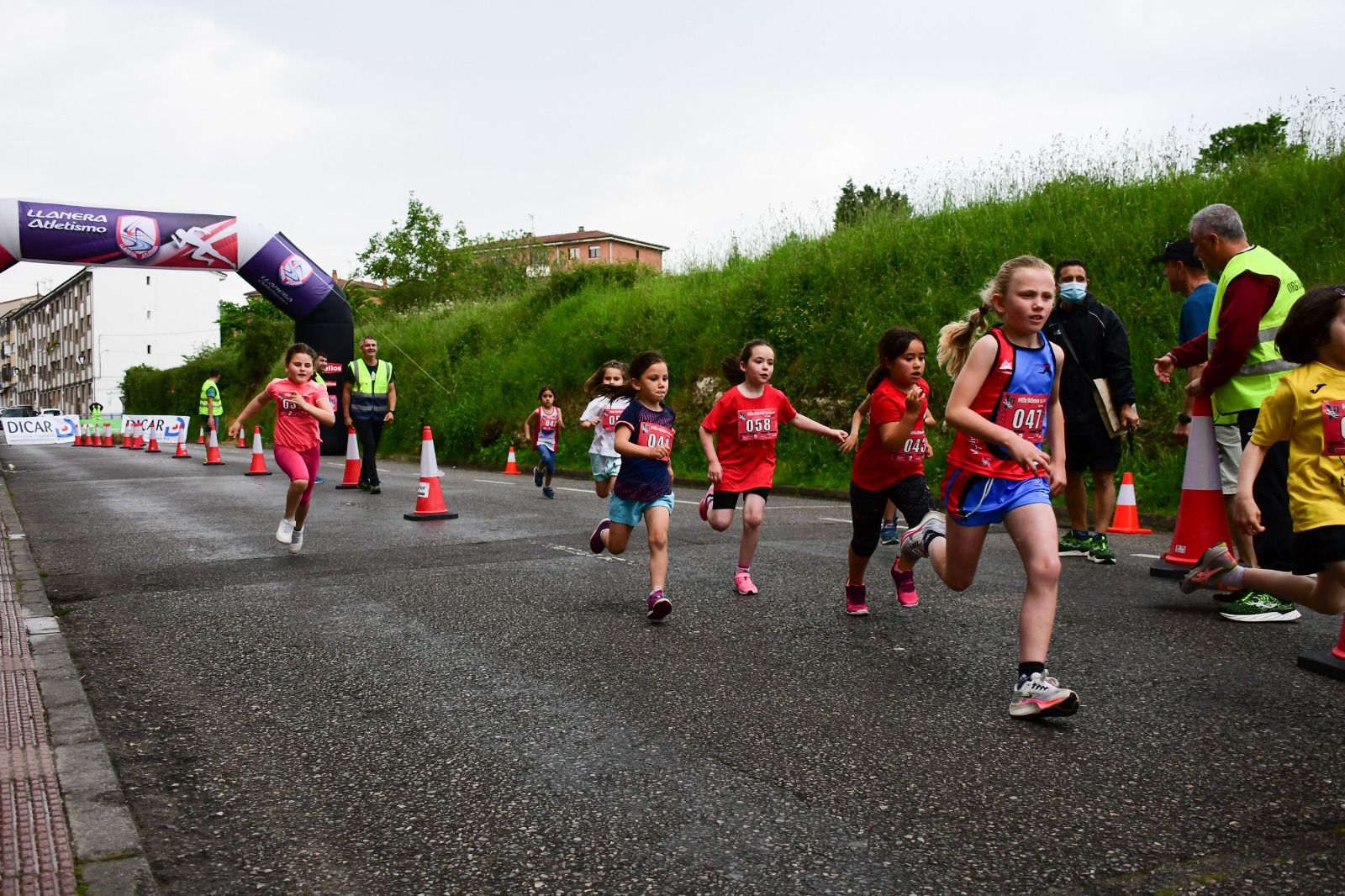 Moha Bakkali y Mariam Benkert se imponen en una competición que fue "una fiesta del atletismo"