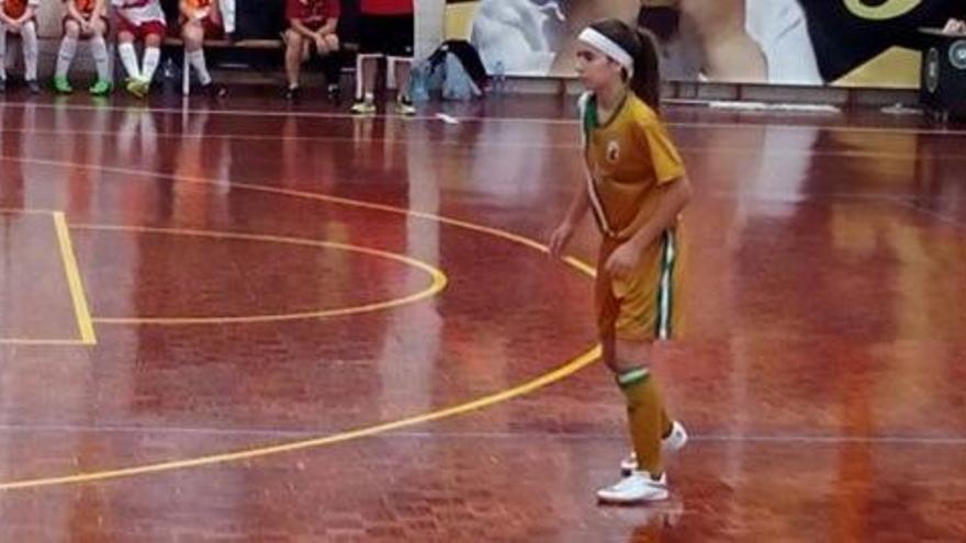 La alhaurina Eva González mete a Andalucía en la final del Nacional Infantil de Fútbol Sala