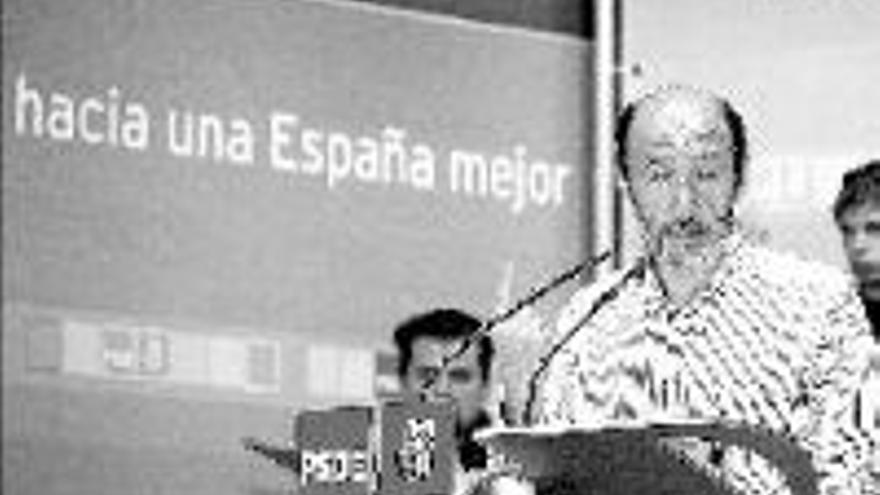 Rubalcaba recuerda que el fin de ETA requiere &quot;generosidad&quot;