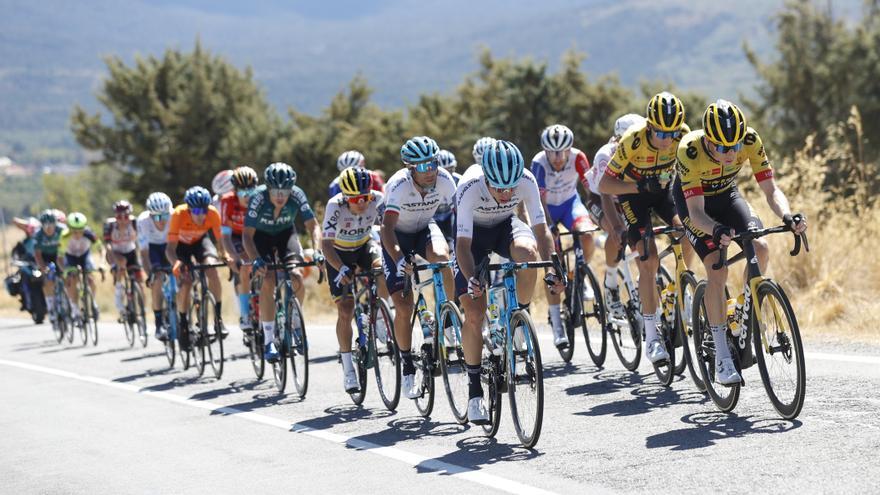Vídeo resumen de la etapa 20 de la Vuelta a España 2022