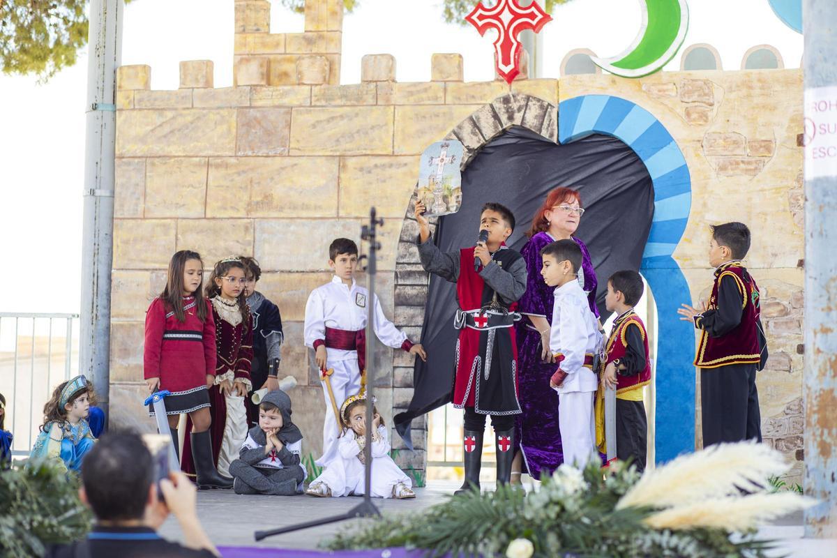 Embajada Infantil Mora y Cristiana.