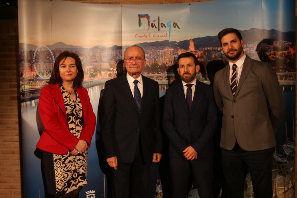 El Florida Retiro de Madrid acogió el acto de presentación de la oferta turística de la capital de la Costa del Sol, que estuvo precedido por un minuto de silencio en recuerdo de Antonio Garrido Moraga.